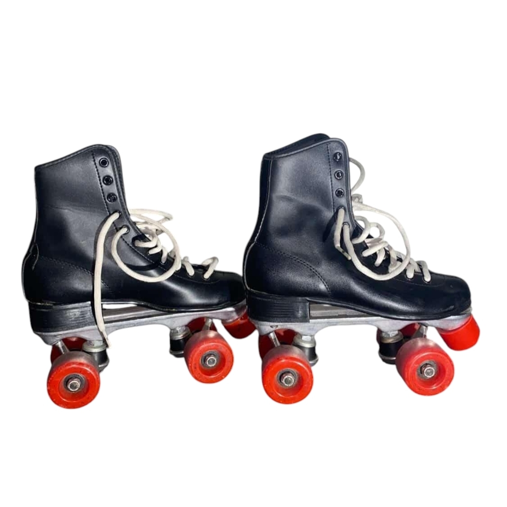 Black Roller Skates with Red Wheels Vintage Women's 6 Men's 5